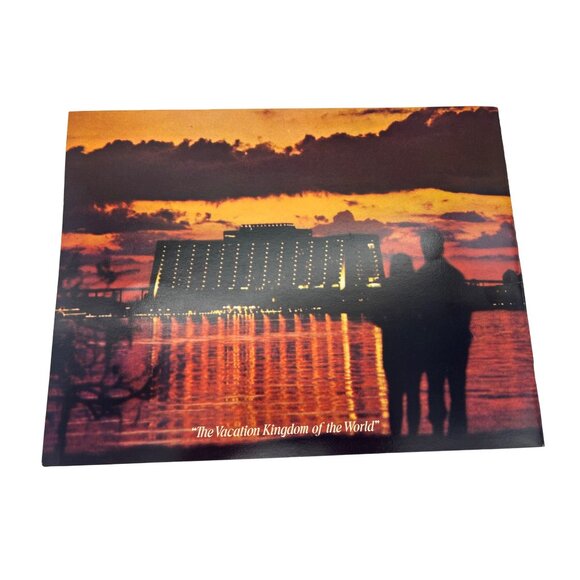 1972 Walt Disney World Souvenir Book Vintage Magic Kingdom Polynesian Village - Picture 2 of 10